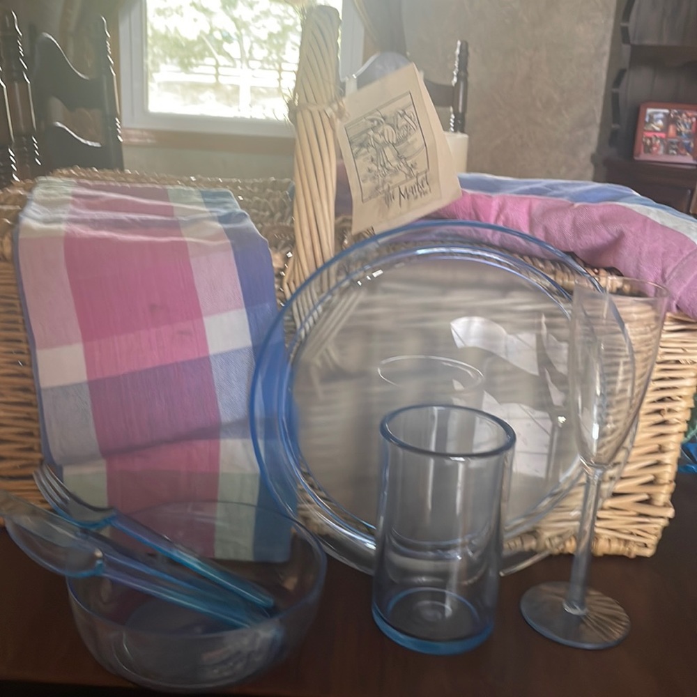 1991 Vintage Pier 1 Basket